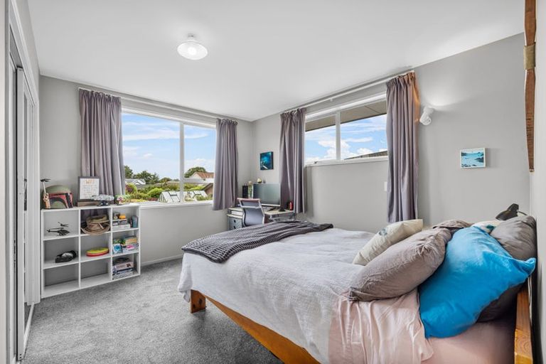 Photo of property in 28 Yellowstone Crescent, Burwood, Christchurch, 8083