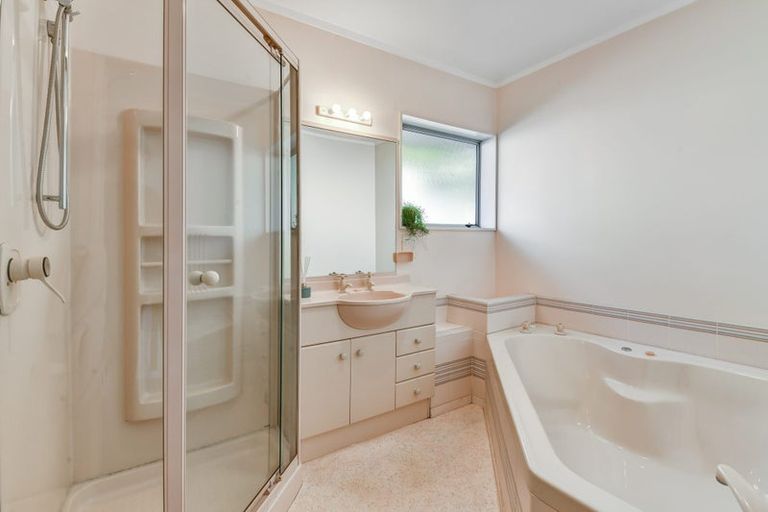 Photo of property in 7 Shuttleworth Place, Manly, Whangaparaoa, 0930