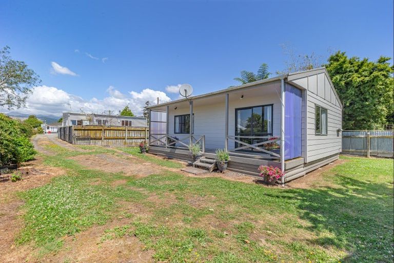 Photo of property in 1a Quinn Road, Levin, 5510