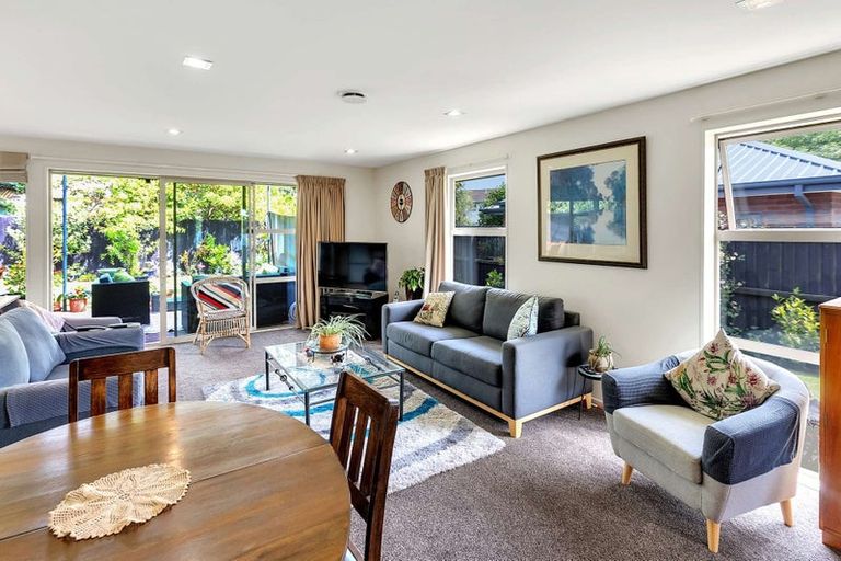 Photo of property in 2b Bank Street, Amberley, 7410