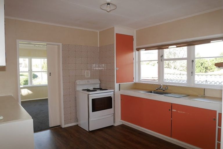 Photo of property in 15 Hillcrest Road, Raumati South, Paraparaumu, 5032