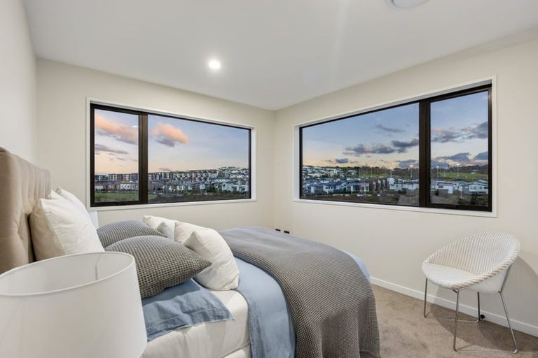 Photo of property in 51 Streamview Way, Long Bay, Auckland, 0630
