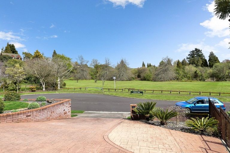 Photo of property in 19 Ashley Street, St Andrews, Hamilton, 3200