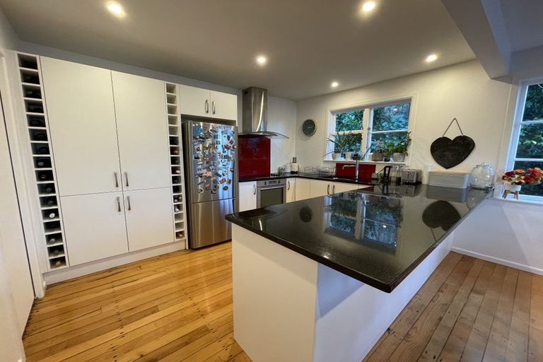 Photo of property in 50 Belvedere Road, Hataitai, Wellington, 6021