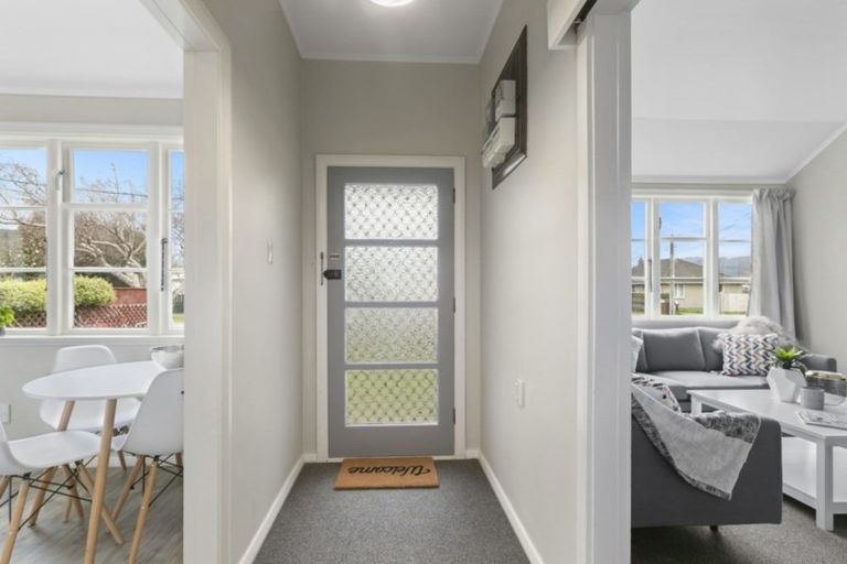 Photo of property in 4 Treadwell Street, Naenae, Lower Hutt, 5011