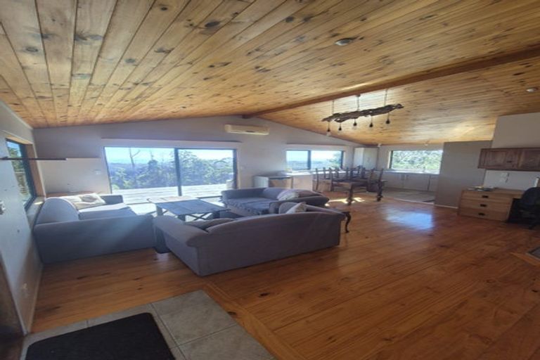 Photo of property in 68 Kiwi Bush Lane, Ngunguru, Whangarei, 0173