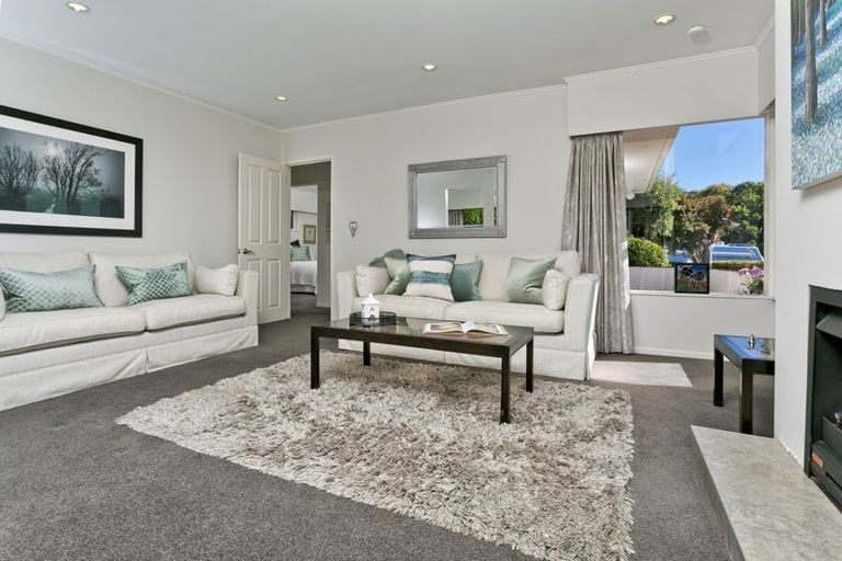 Photo of property in 2/43 Northumberland Avenue, Belmont, Auckland, 0622
