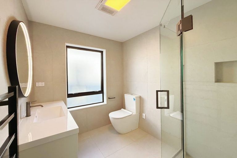 Photo of property in 13c Dominion Street, Takapuna, Auckland, 0622