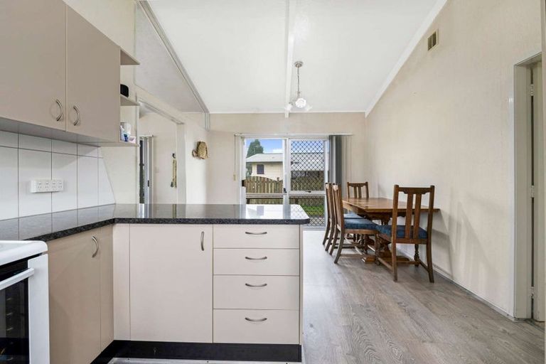 Photo of property in 23 Tania Crescent, Western Heights, Rotorua, 3015