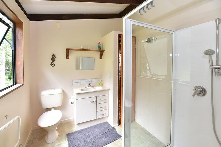 Photo of property in 335 Kanohi Road, Kaukapakapa, 0873