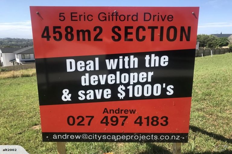 Photo of property in 5 Eric Gifford Drive, Ranui, Auckland, 0612