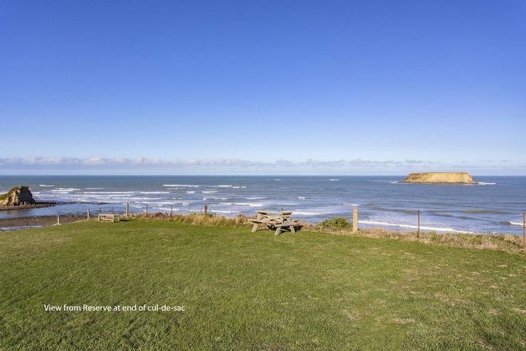 Photo of property in 8 Island Terrace, Motunau, Waipara, 7387