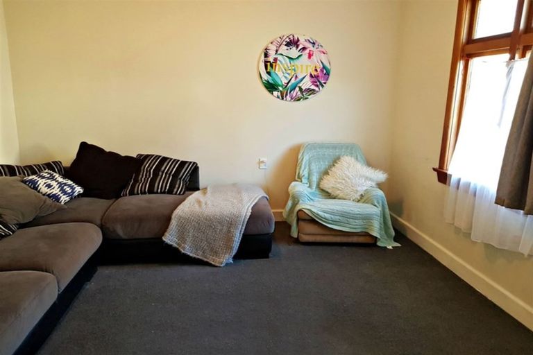 Photo of property in 28 Christie Street, Balclutha, 9230