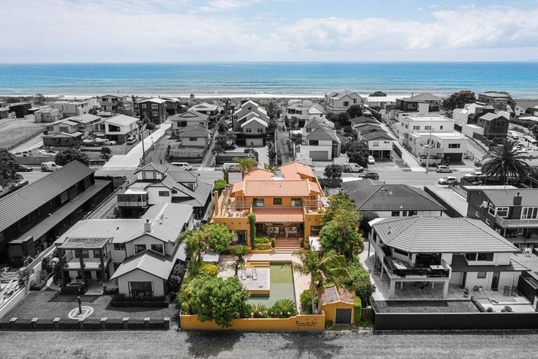 Photo of property in 214 Oceanbeach Road, Mount Maunganui, 3116