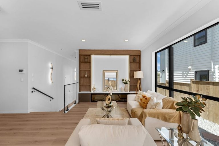 Photo of property in 138 Mcquoids Road, Flat Bush, Auckland, 2019