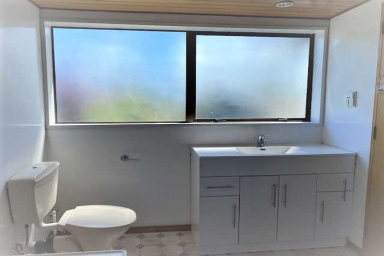 Photo of property in 2/63 Rountree Street, Upper Riccarton, Christchurch, 8041