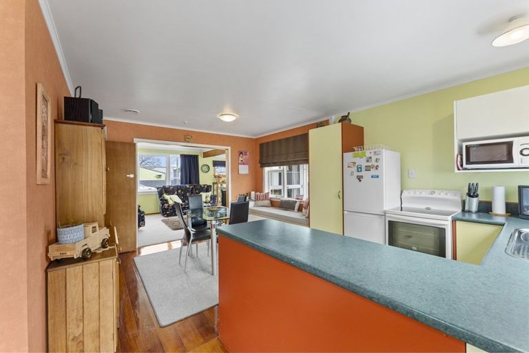 Photo of property in 1 Edward Street, Pahiatua, 4910