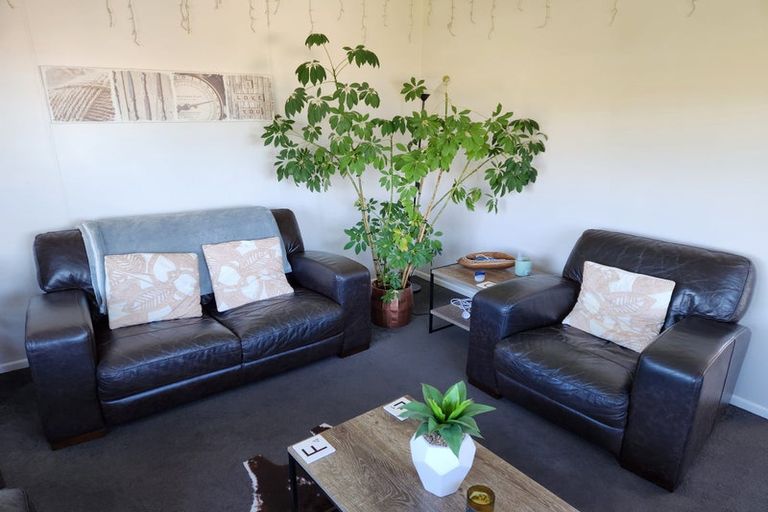 Photo of property in 25 Mulberry Street, Maungaraki, Lower Hutt, 5010