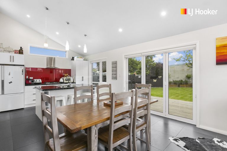 Photo of property in 24 Lochend Street, Musselburgh, Dunedin, 9013