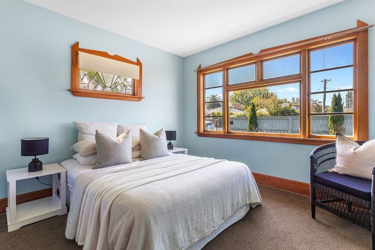 Photo of property in 35 Wilsons Road, Saint Martins, Christchurch, 8022