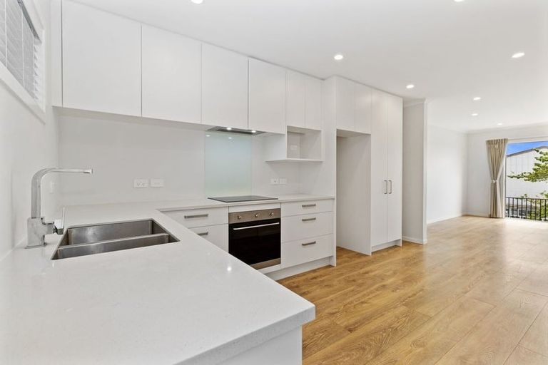 Photo of property in 14/19 Ruakiwi Road, Hamilton Lake, Hamilton, 3204