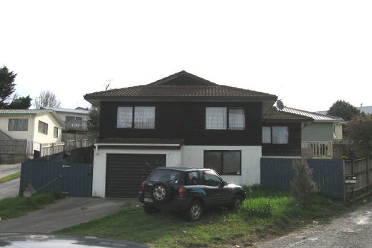 Photo of property in 2/14 Midgley Road, West Harbour, Auckland, 0618