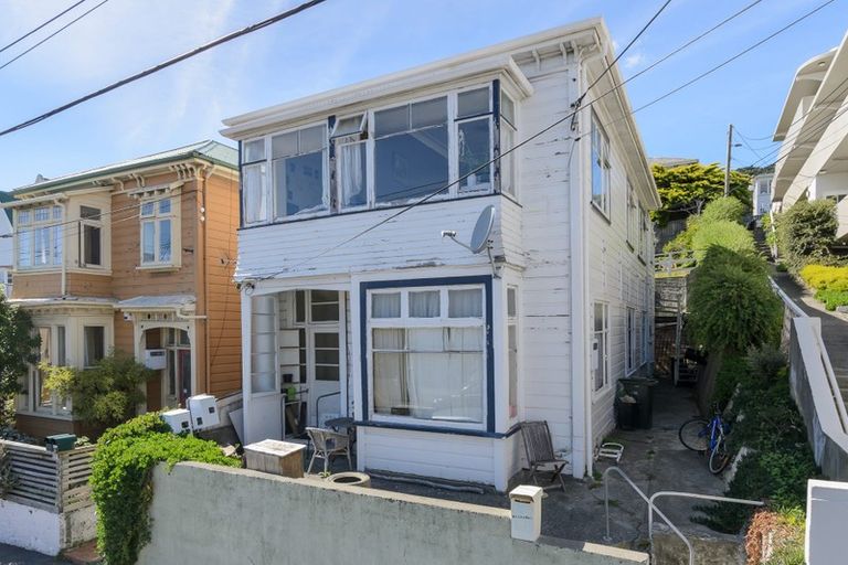 Photo of property in 119 Brougham Street, Mount Victoria, Wellington, 6011