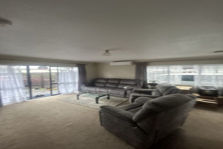 Photo of property in 2/160 Porchester Road, Papakura, 2110