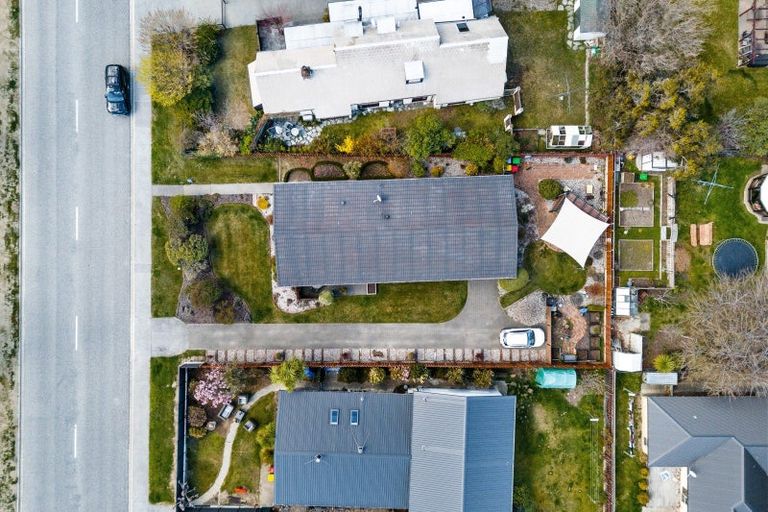 Photo of property in 82 Neplusultra Street, Cromwell, 9310