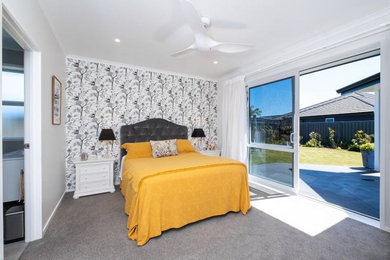 Photo of property in 19 Manapouri Street, Poraiti, Napier, 4112