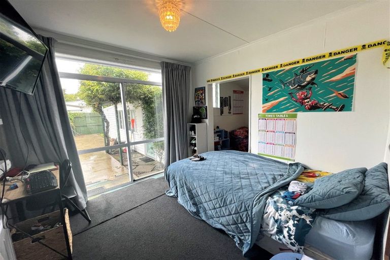 Photo of property in 5 Parera Grove, Heretaunga, Upper Hutt, 5018