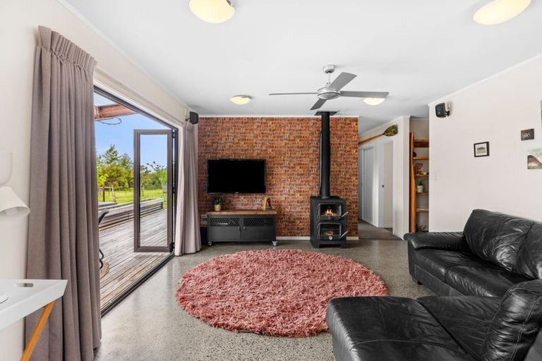 Photo of property in 24 Onekaka Iron Works Road, Onekaka, Takaka, 7182