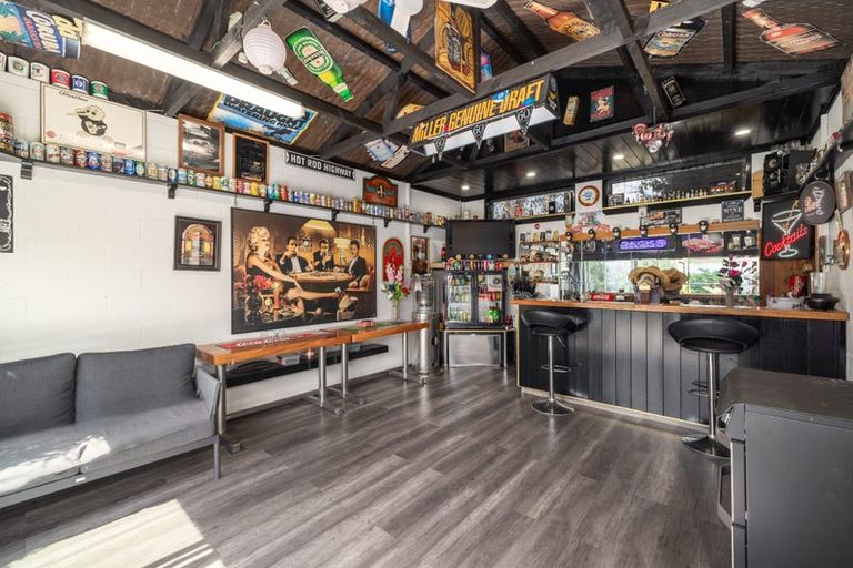 Photo of property in 250 Mairehau Road, Burwood, Christchurch, 8083