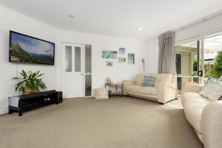 Photo of property in 49 Carlsberg Place, Papamoa Beach, Papamoa, 3118