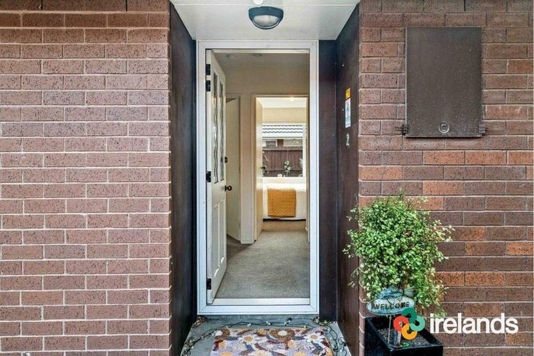 Photo of property in 2/38 Maxwell Street, Riccarton, Christchurch, 8041
