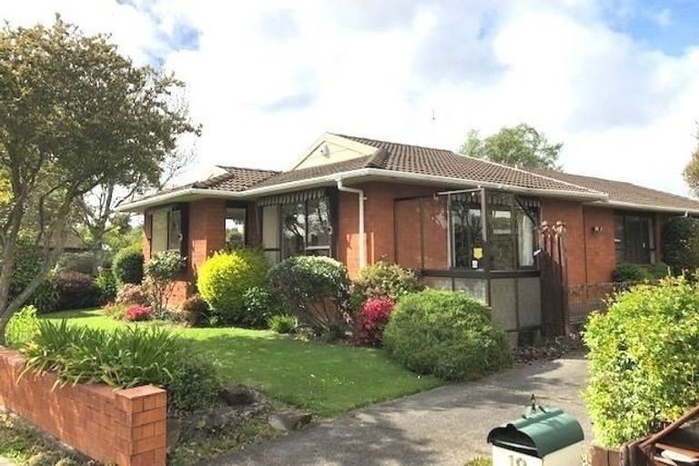 Photo of property in 19 Montclare Avenue, Ilam, Christchurch, 8041