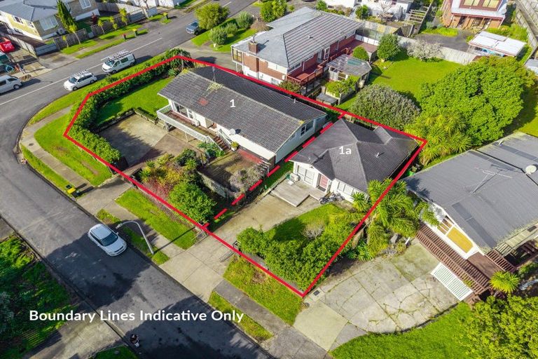 Photo of property in 1 Beldon Place, Pakuranga Heights, Auckland, 2010