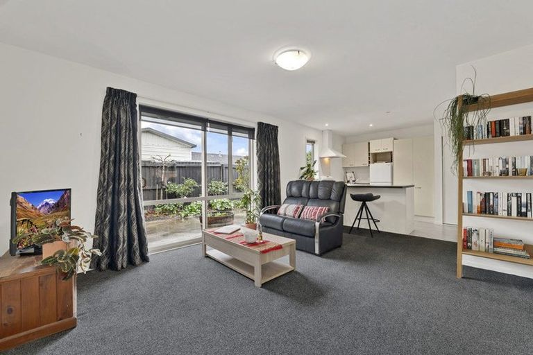 Photo of property in 5/165 Highsted Road, Casebrook, Christchurch, 8051