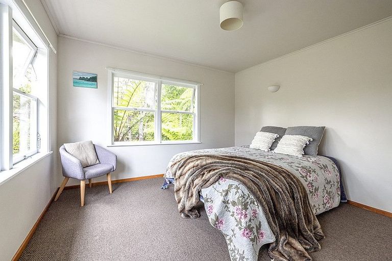 Photo of property in 116 Queens Drive, Oneroa, Waiheke Island, 1081