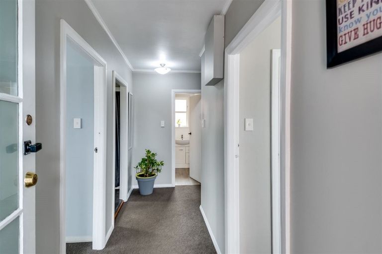 Photo of property in 97 Nuffield Avenue, Marewa, Napier, 4110