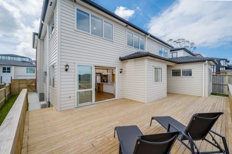 Photo of property in 7 Drover Close, Flat Bush, Auckland, 2019