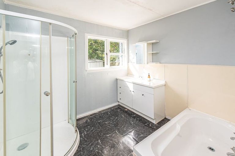 Photo of property in 22 Waitere Street, Marton, 4710