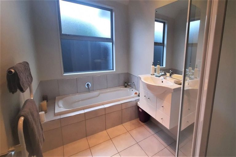 Photo of property in 2 Millpark Place, Northwood, Christchurch, 8051