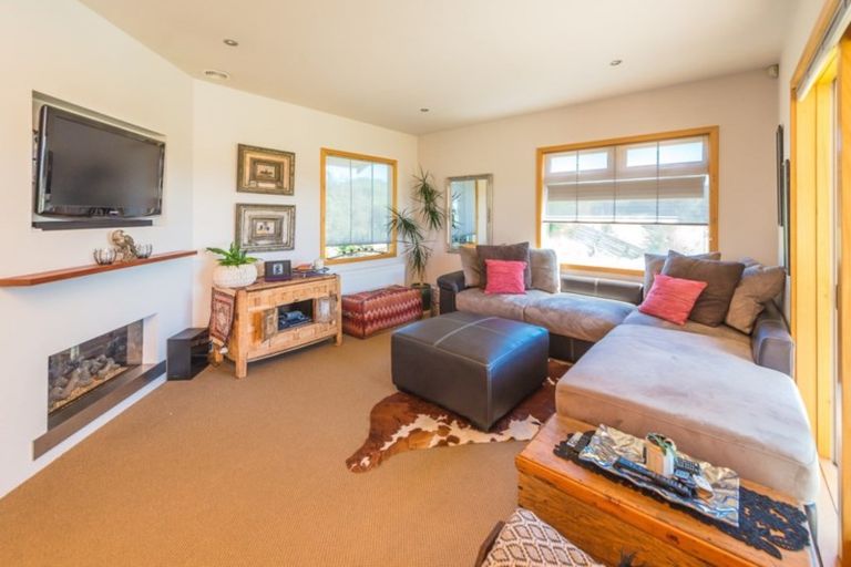 Photo of property in 36 Longbeach Drive, Castlecliff, Whanganui, 4501