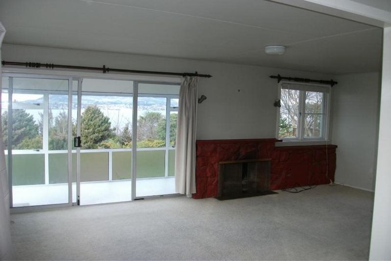 Photo of property in 15 Scenic Heights, Acacia Bay, Taupo, 3330
