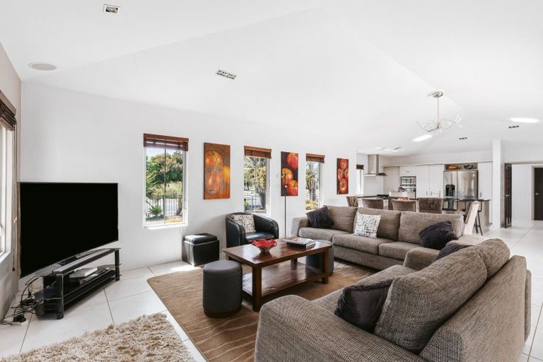 Photo of property in 82 Palm Beach Boulevard, Papamoa Beach, Papamoa, 3118