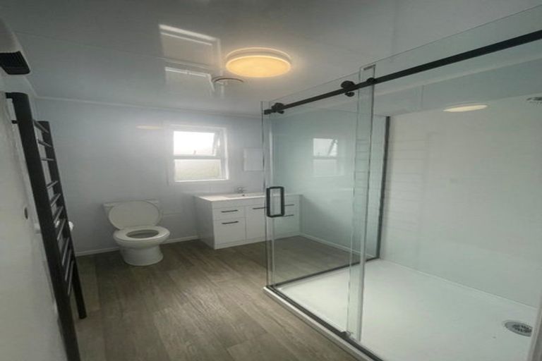 Photo of property in 32 Watene Crescent, Waitara, 4320