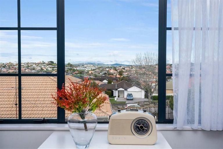 Photo of property in 8 Highgate Place, Somerville, Auckland, 2014