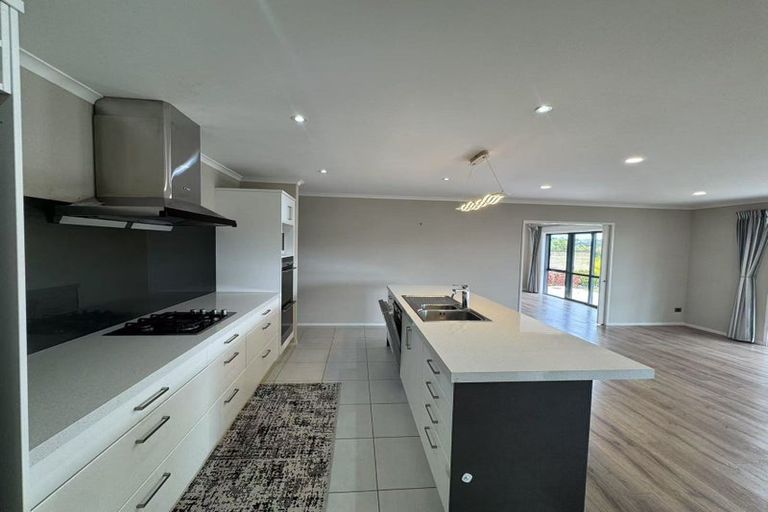 Photo of property in 8 Harris Drive, Silverdale, 0932