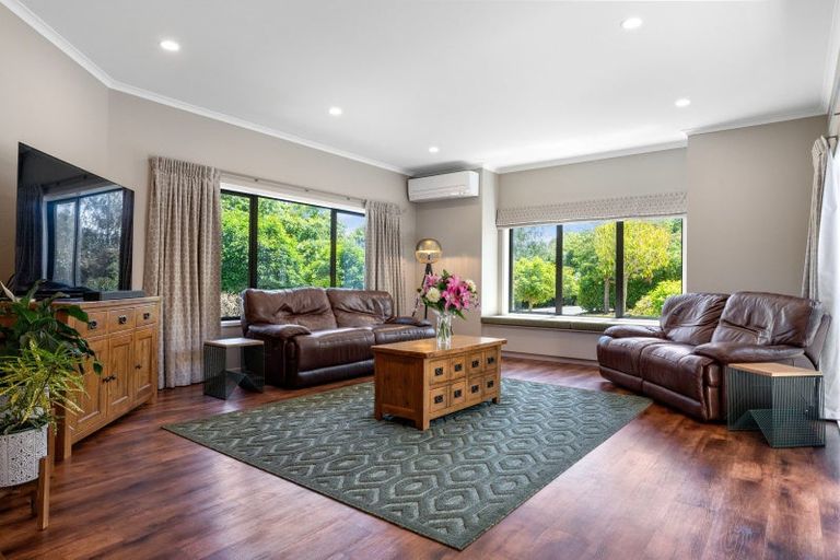Photo of property in 59 Dalmore Way, Acacia Bay, Taupo, 3385